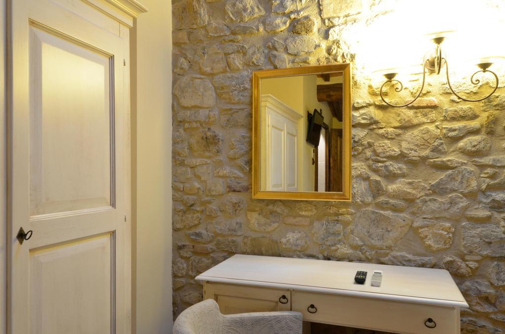 فندق Locanda La Casina Di Lilliano كاستيلّينا إنْ كْيانت المظهر الخارجي الصورة